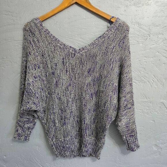 Jessica Simpson Woman's Grey Purple with silver accents V-Neck Sweater Size M - Picture 5 of 7